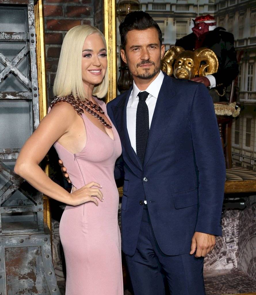 katyperryorlando-697a86cb507da1b5e63aa148bed553c8.jpg