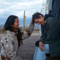 En posible ensayo para el Oscar, "Nomadland" gana el Spirit