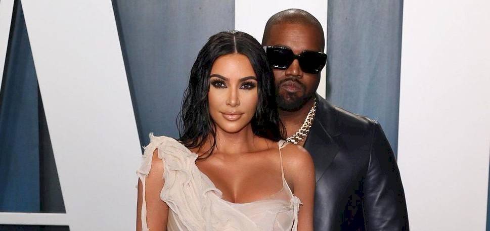 kimkardashian525-c150ed5b4fd2109b74b7b9724ffed17a.jpg