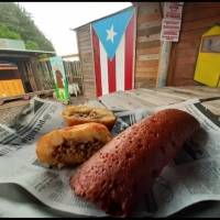 Tripurrias y piraguas de piña colada en Hatillo