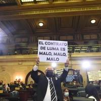 PNP critica pancartas de populares en mensaje de Pierluisi