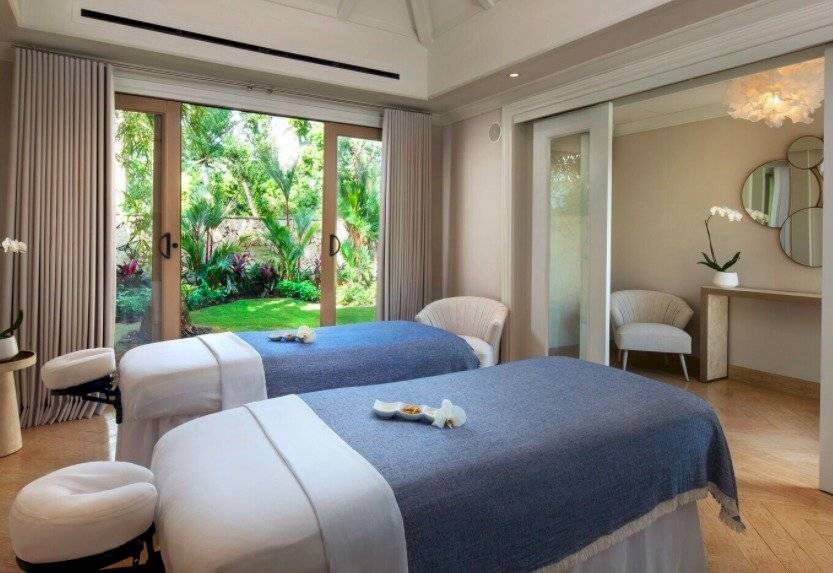 spa st regis
