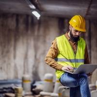 Empresa busca empleados para el área de construcción, aunque no tengan experiencia