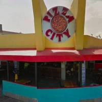 Autoridades intervienen en Pizza City de Isla Verde: mira las imágenes de su cocina