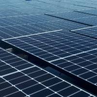 Hurtan placas solares de una escuela en Toa Baja