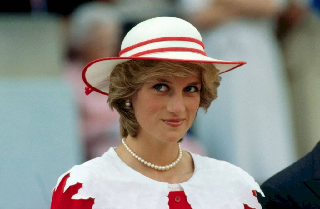 dianaconsombrero-9902a1b9be1b425f30ccd27a73266e6f.jpg