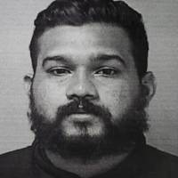 Fianza de $10 mil contra hombre por causarle daños al auto de su expareja