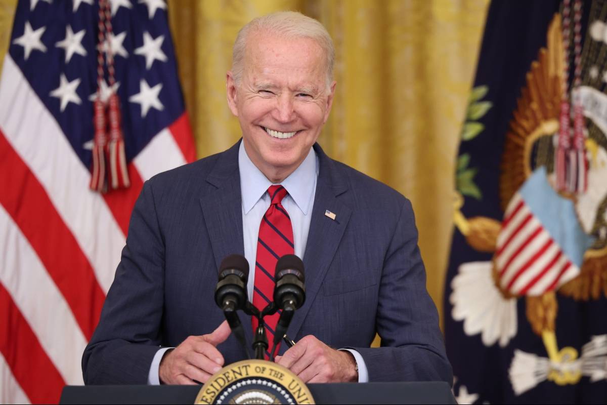 Joe Biden: "El día del orgullo gay está de vuelta en la Casa Blanca" - Vimarsana News