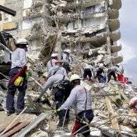 Cinco muertos confirmados en el derrumbe de edificio en Miami