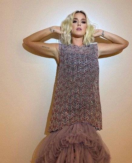 katyperry-b2e71ef35d16ddd7dd733d9a57f33d81.jpg