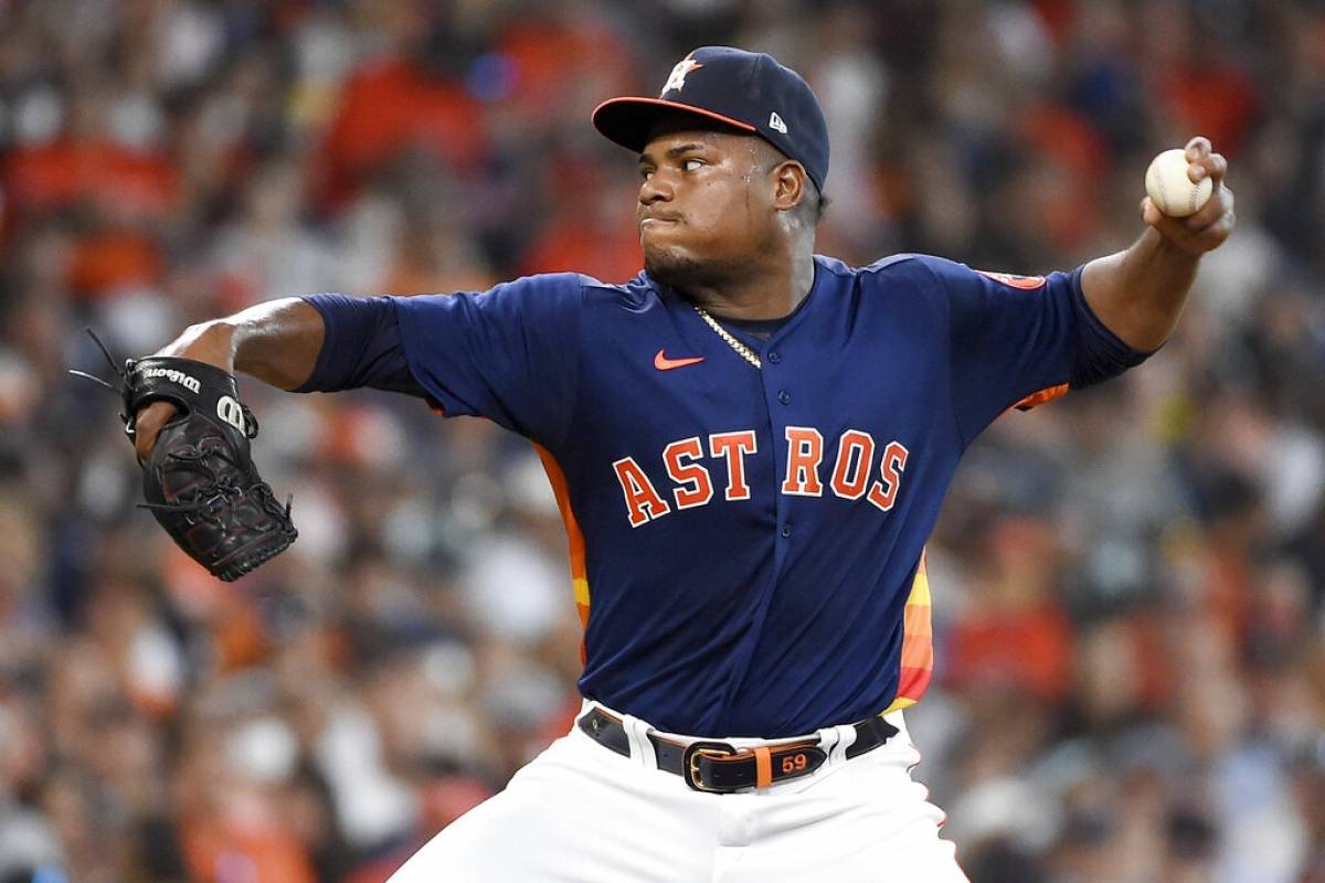 Astros remontan para sacar victoria de 8-7 sobre Yanquis - Vimarsana News