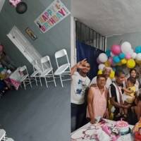 Personas de toda la isla fueron a celebrar el cumpleaños de una niña