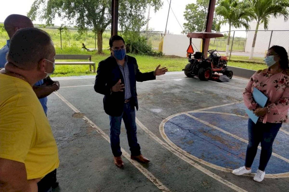 Denuncian que oficina regional del DRD en Humacao no tiene energía eléctrica - Vimarsana News