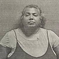 $900 mil de fianza para mujer que agredió a nonagenaria con machete en Ponce