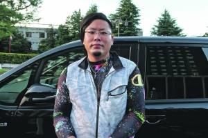 Tanaka Natsuki, japonés, 30 años, electricista que se encuentra actualmente apoyando a la delegación italiana que se instaló en Tokio.