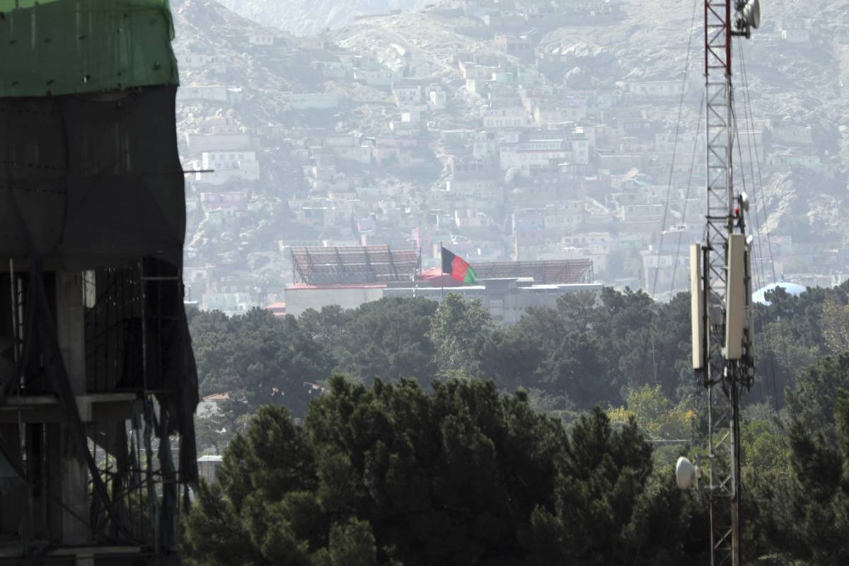 Estados Unidos cambia plan de evacuación en Kabul por amenazas de ISIS - Vimarsana News