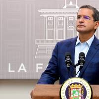 Pierluisi solicita recomendaciones para mitigar erosión costera a Comité de Expertos sobre Cambio Climático