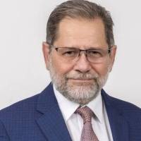 Efrén Arroyo hijo recuerda vivencias cuando visitaba a su padre en Wapa