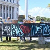 Manifestantantes en pro del ambiente llegan al Capitolio para exigirle la renuncia a Machargo