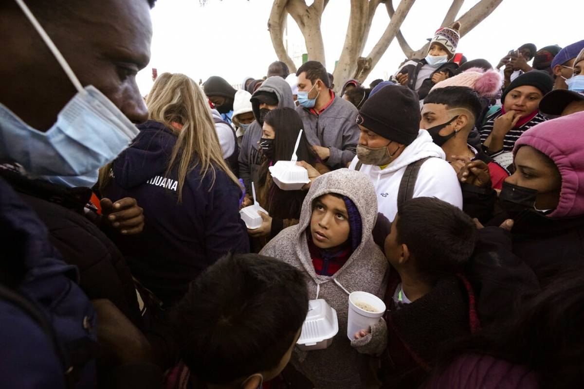 Juez federal ordena no usar pandemia para expulsar migrantes - Vimarsana News