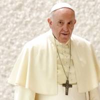 Papa cancela visita a un belén por alza de casos de COVID-19