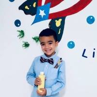 Niño boricua ofrece talleres de arte, agricultura y ciencia