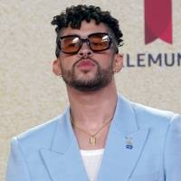 Bad Bunny arrasa con 10 premios en los Premios Billboard de la Música Latina