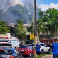 Bomberos antienden explosión en urbanización de Las Piedras