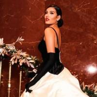 Stephanie del Valle impacta con icónico vestido usado en la Met Gala