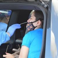 Salud registra un promedio de 1,745 casos positivos confirmados de COVID-19