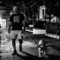 Pierluisi comparte con Puerto Rico y el mundo el último paseo con su perrita